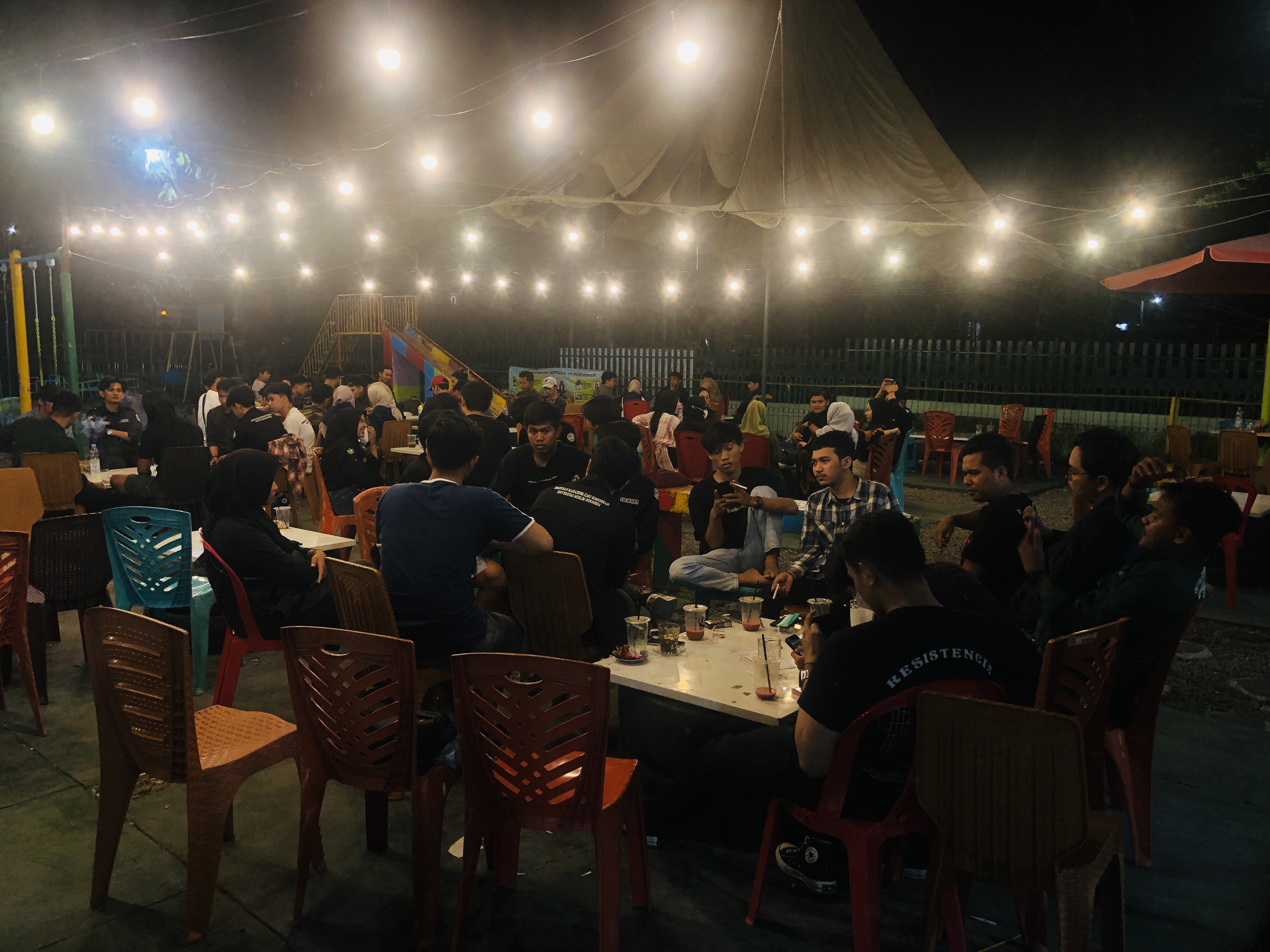 Road To Dimensi Komunikasi Vol. IX, HIMIKOM UMI Gelar Bazaar Silaturahmi