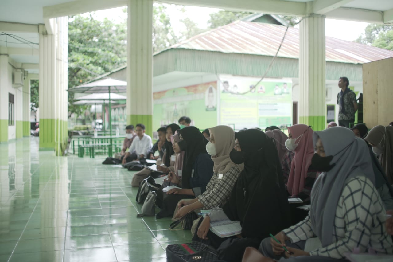 Tingkatkan Intelektual Mahasiswa Baru, Himikom Umi Gelar Pra Prestasi