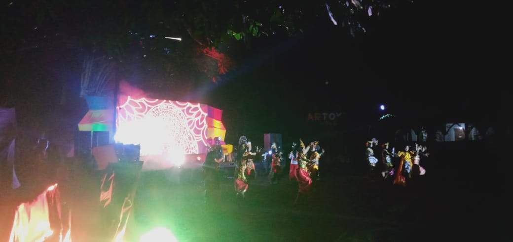 BEM FS UMI Angkat  Budaya Nusantara Dipegelaran Artoxy Volume 6