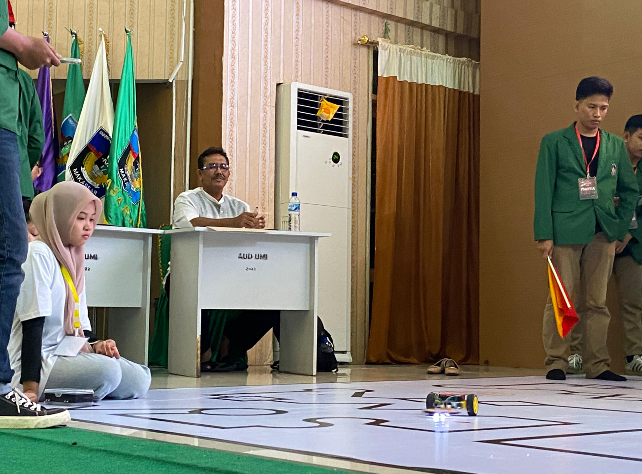 Tech For Life 2024: Inovasi Teknologi dan Kepedulian Sosial dari HME FT-UMI